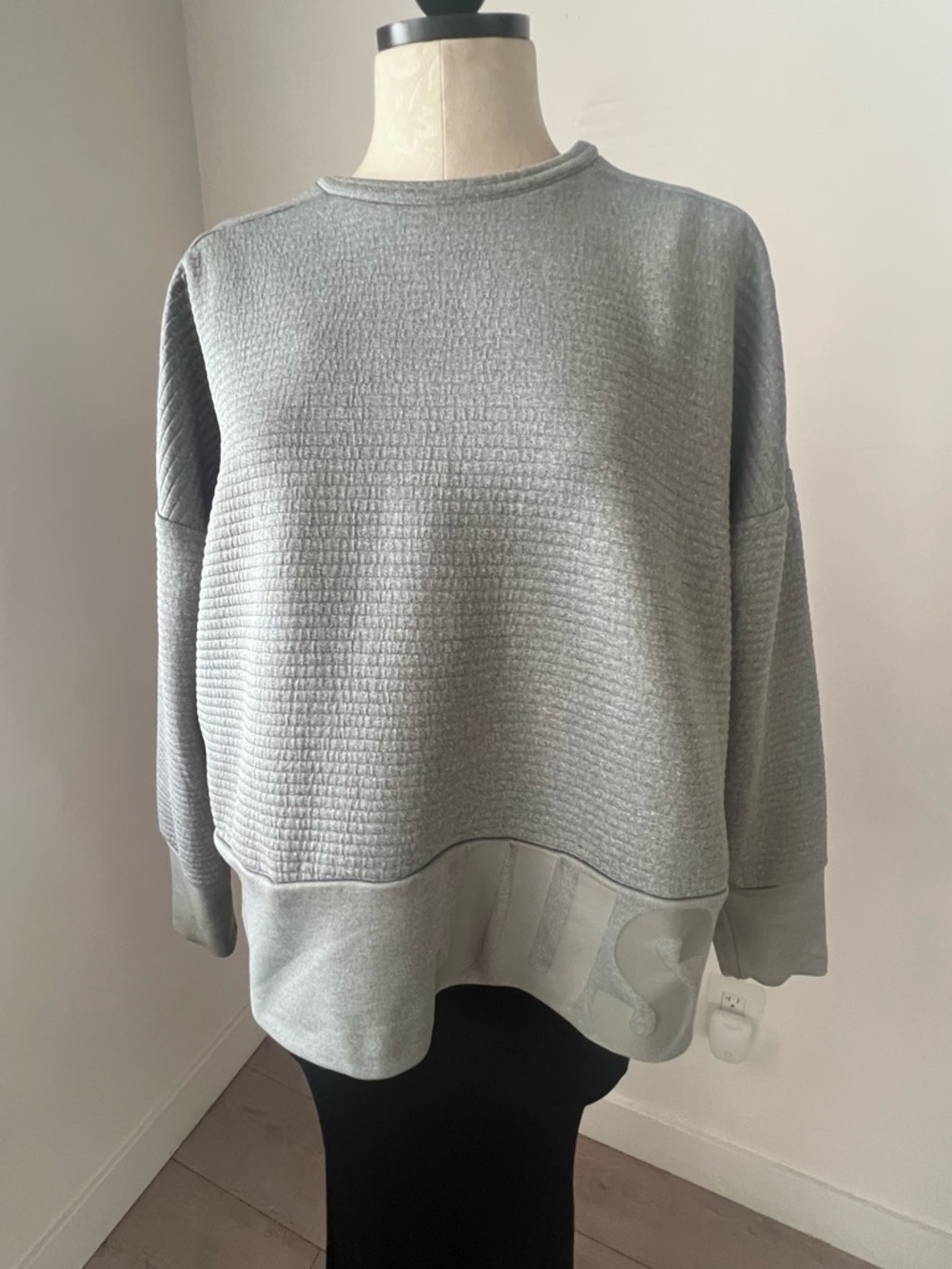 Nike Dri-FIT Pullover Sweatshirt Gray Logo Women's M Crew Neck AH8982-085